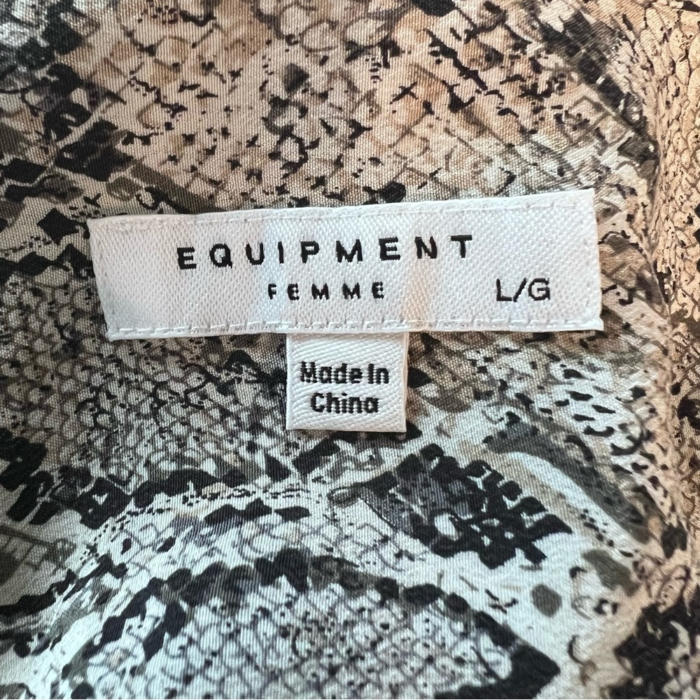 Equipment Femme Snakeskin Pattern Shirt - Picture 3 of 5